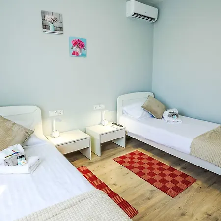 Family By Interhome *